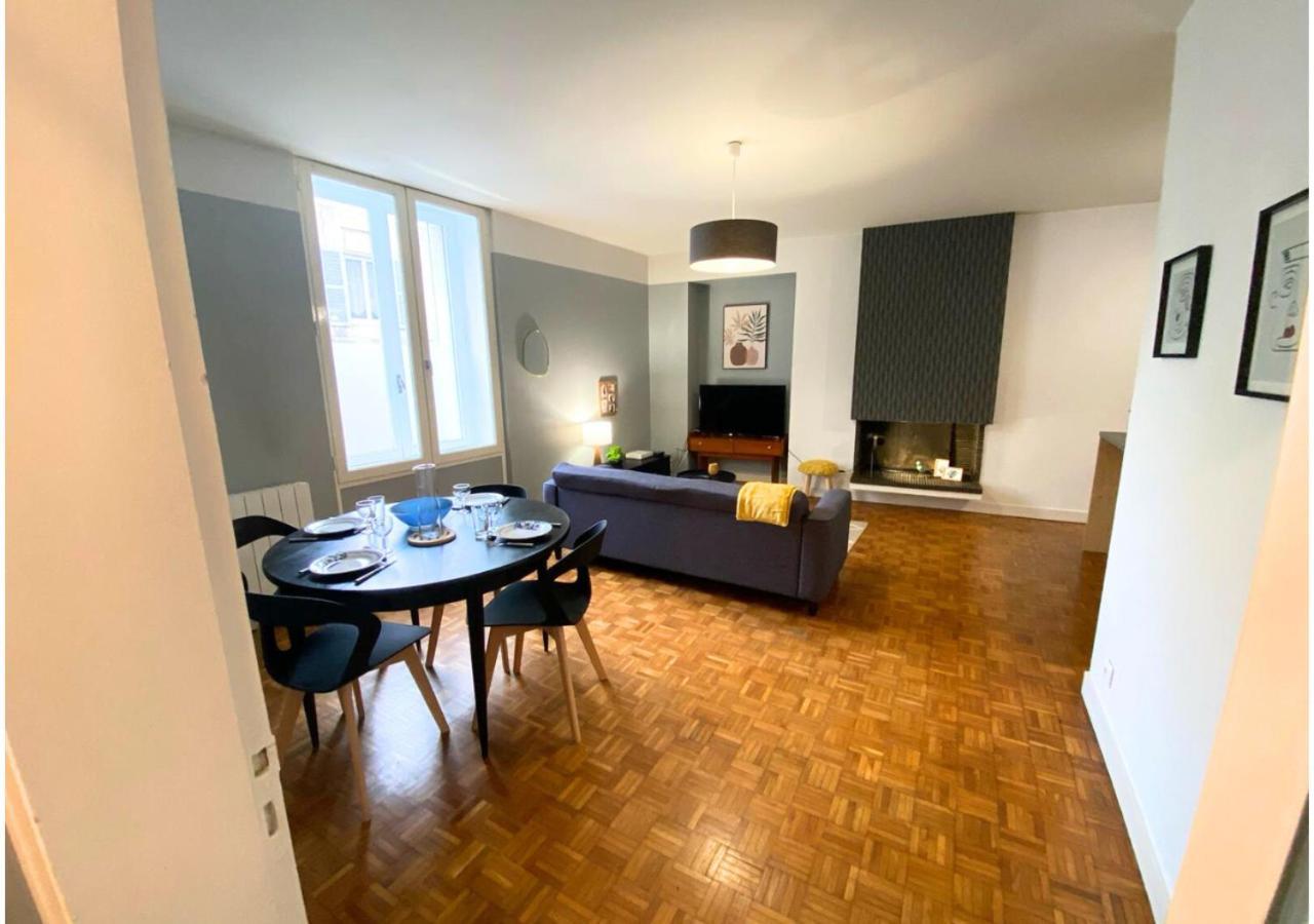 Le 107 - Poitiers - Chu - La Conciergerie. Apartamento Exterior foto
